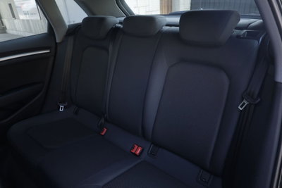 Audi A3 1.6 TDI clean diesel Admired (3)