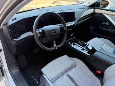 Opel Astra 1.5 Turbo Diesel 130 CV AT8 Business Elegance (8)