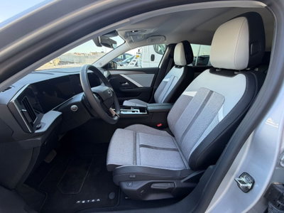 Opel Astra 1.5 Turbo Diesel 130 CV AT8 Business Elegance (9)