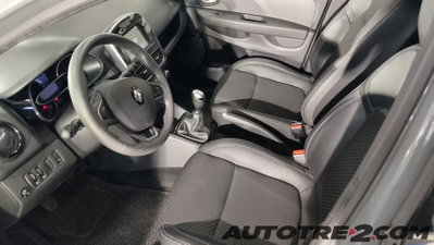 Renault Clio TCe 12V 90 CV GPL 5 porte Moschino Zen (15)
