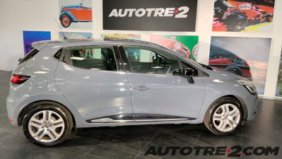 Renault Clio TCe 12V 90 CV GPL 5 porte Moschino Zen (5)