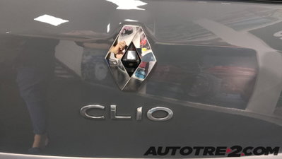 Renault Clio TCe 12V 90 CV GPL 5 porte Moschino Zen (8)