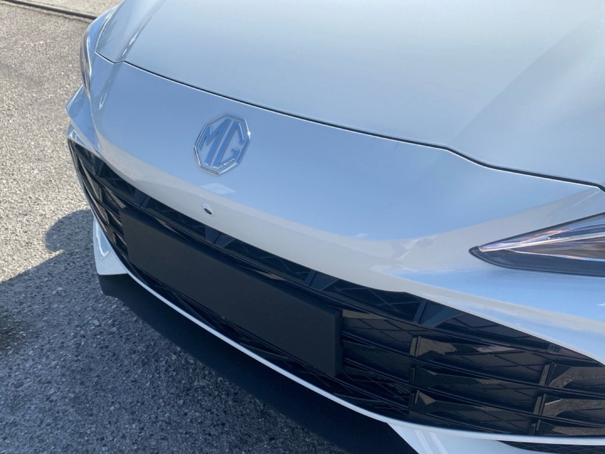 Mg MG3 1.5 hybrid+ Luxury auto (13)