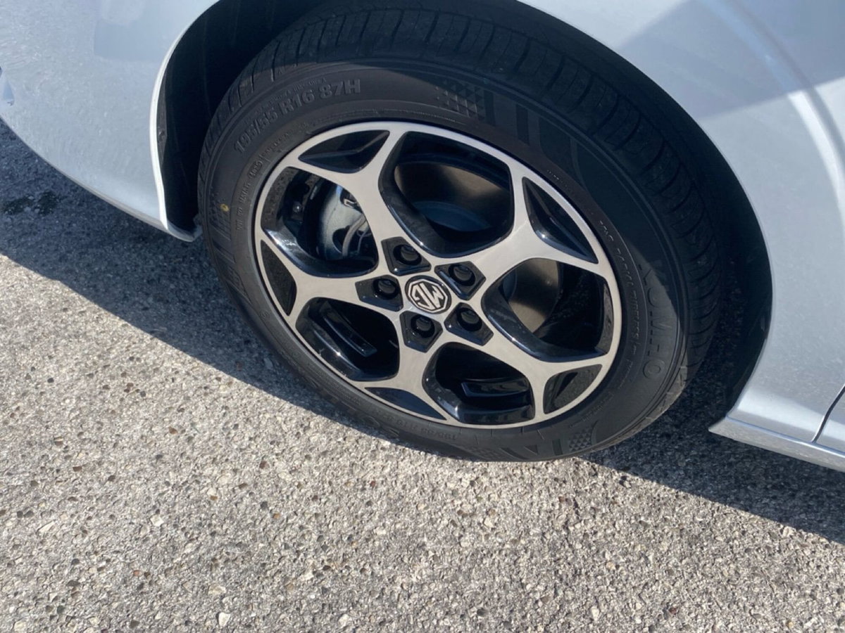 Mg MG3 1.5 hybrid+ Luxury auto (15)