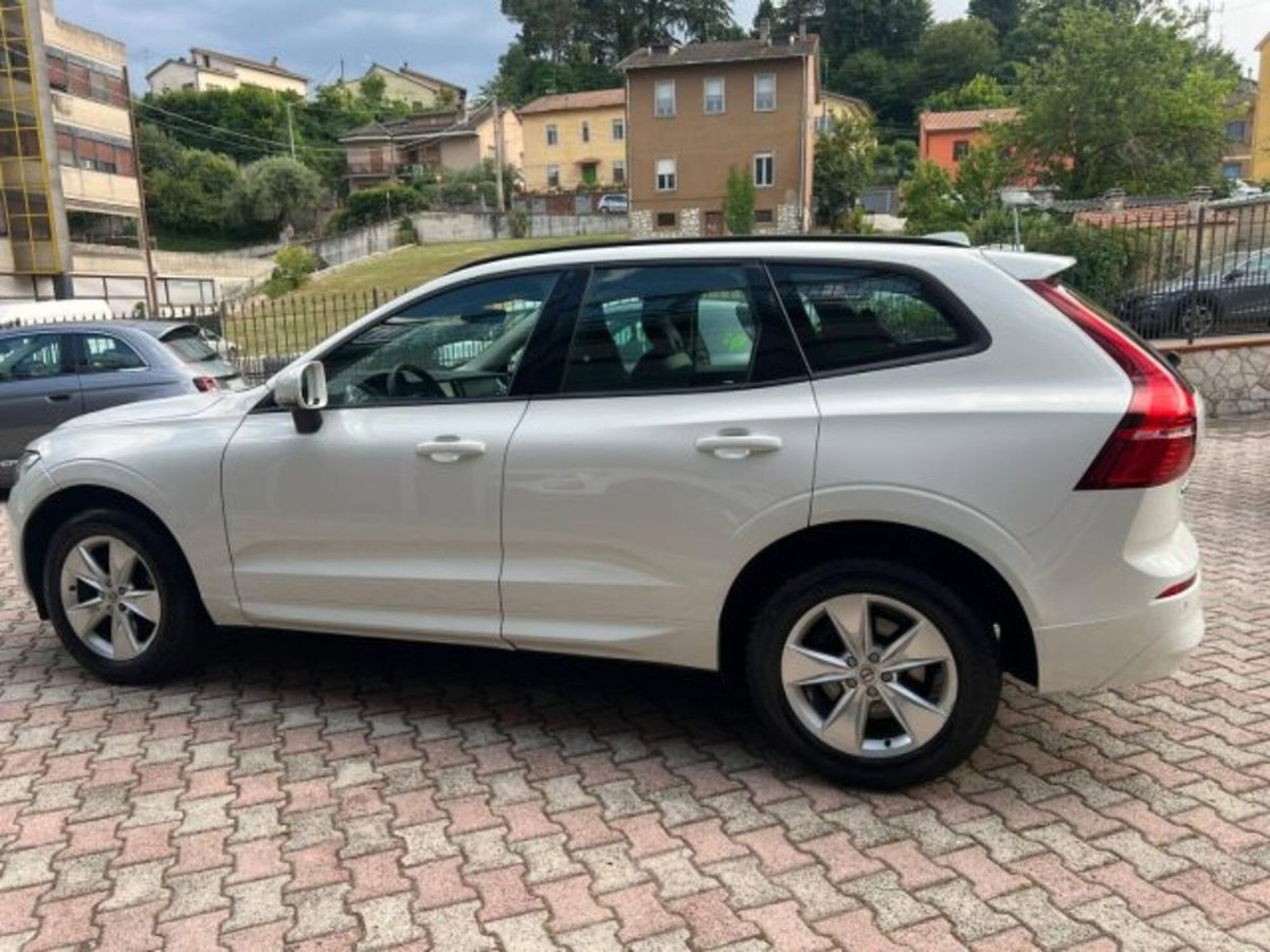 Volvo XC60 B4 automatico Core (5)