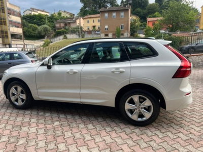 Volvo XC60 B4 automatico Core (5)