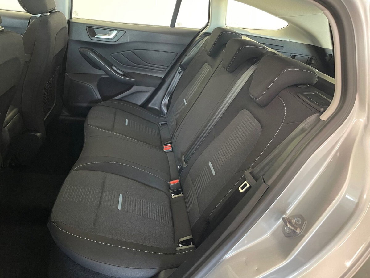 Ford Focus Station Wagon 1.0 EcoBoost Hybrid 125 CV SW Active (11)