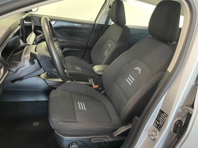 Ford Focus Station Wagon 1.0 EcoBoost Hybrid 125 CV SW Active (13)