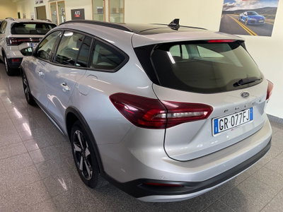 Ford Focus Station Wagon 1.0 EcoBoost Hybrid 125 CV SW Active (7)