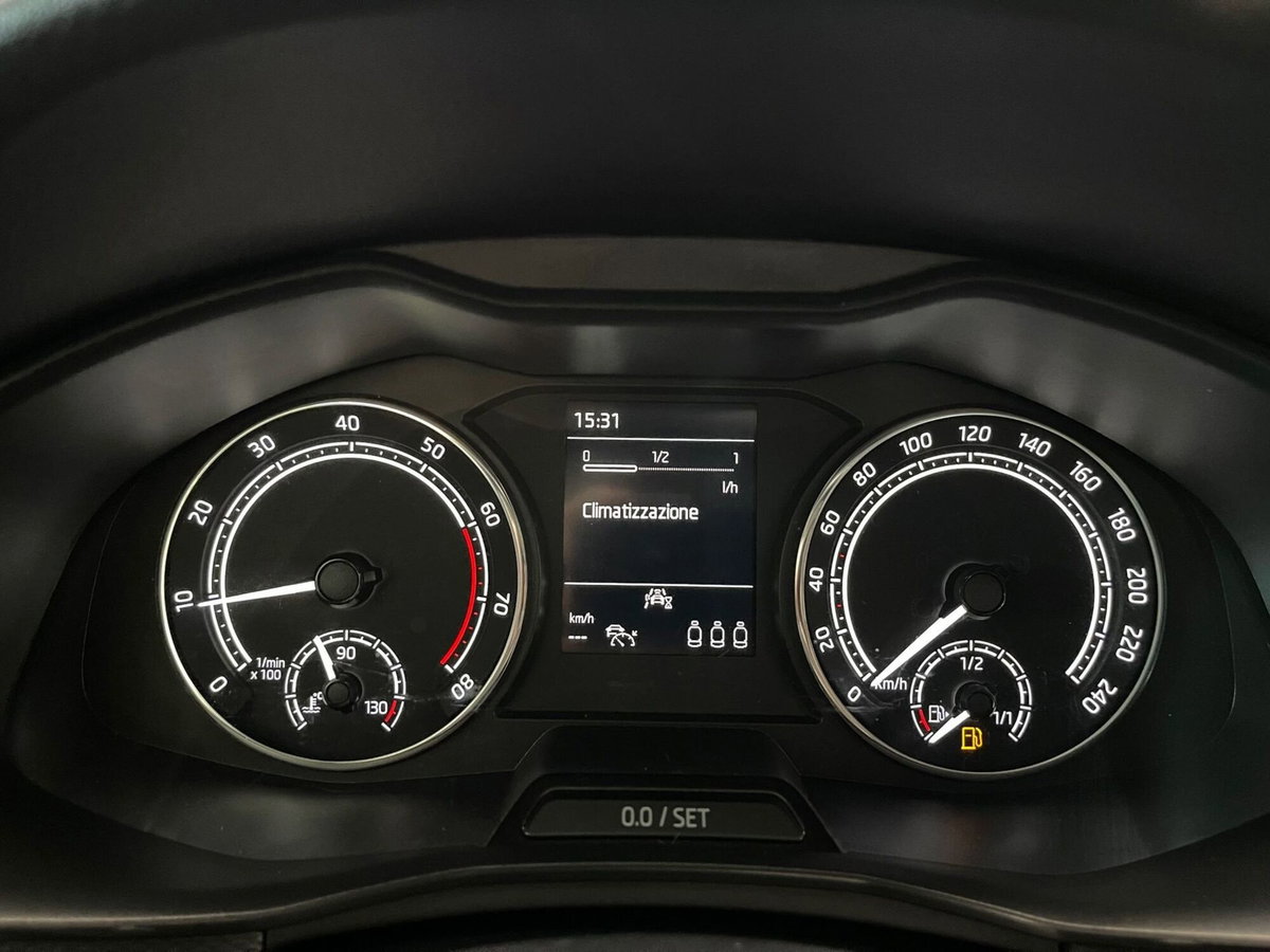 Skoda Kamiq 1.0 TSI Style (18)