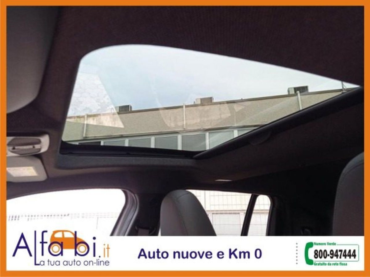Jeep Avenger 1.2 turbo Summit fwd 100cv (7)