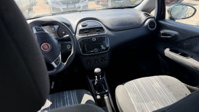 Fiat Grande Punto 1.2 5 porte S&S Actual (5)