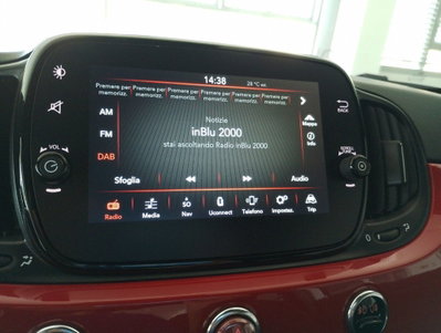 Fiat 500 1.0 Hybrid Red (18)