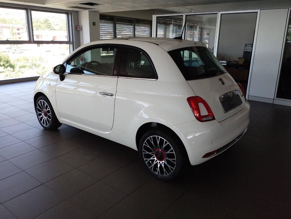 Fiat 500 1.0 Hybrid Red (4)