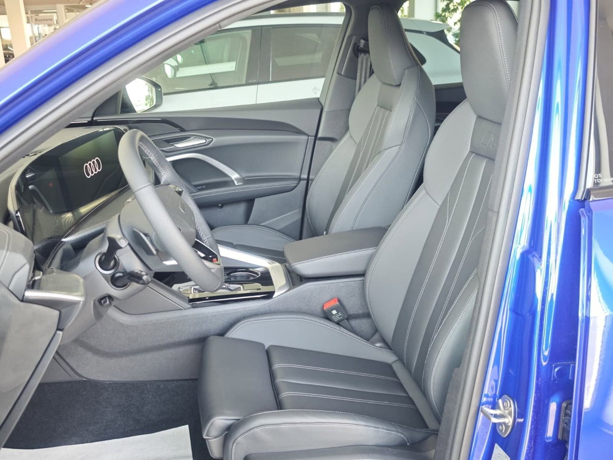 Audi Q5 40 TDI 204 CV quattro S tronic S line plus (8)