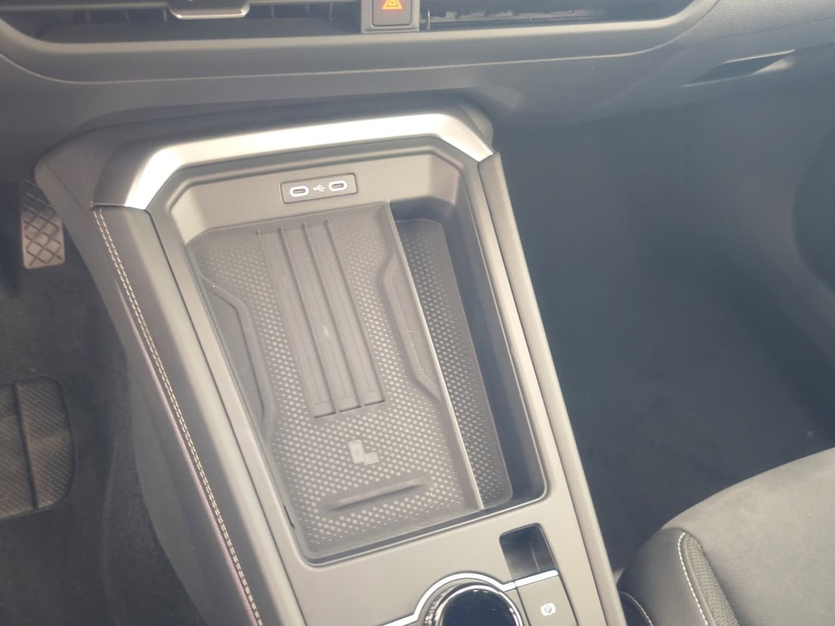 Volkswagen T-Roc 1.5 etsi Style 115cv dsg (11)