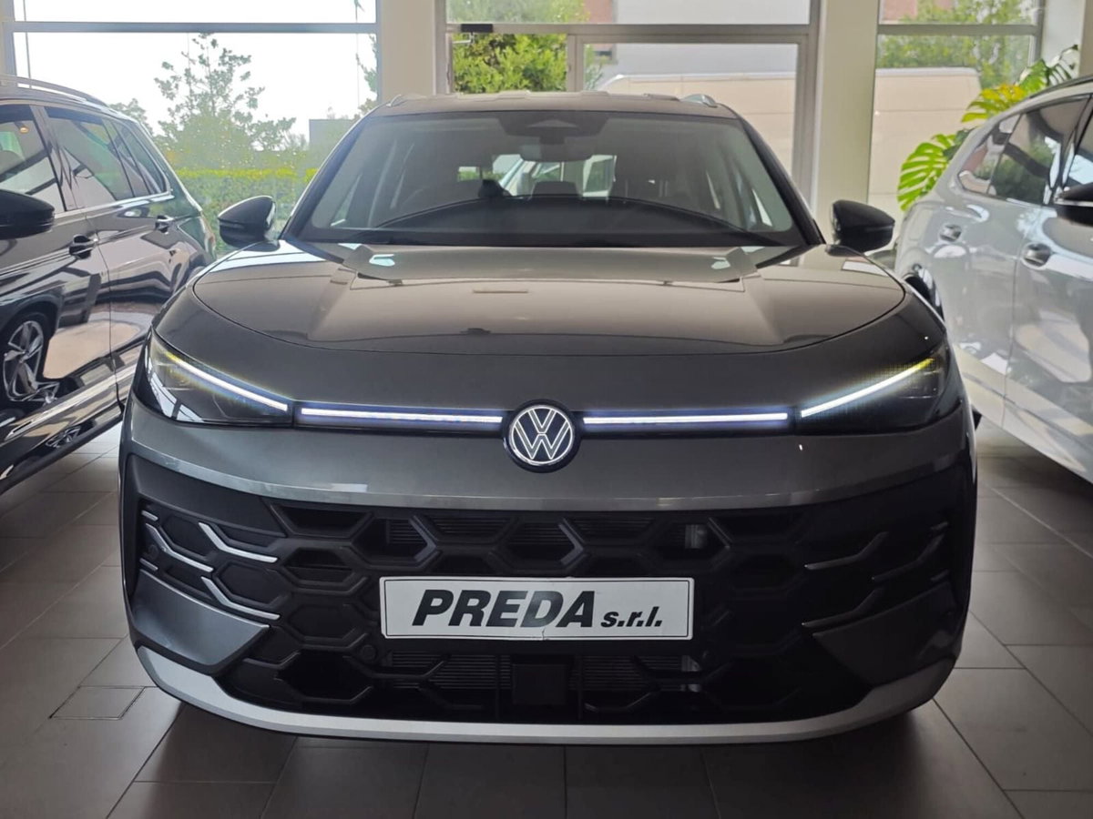 Volkswagen T-Roc 1.5 etsi Style 115cv dsg (2)