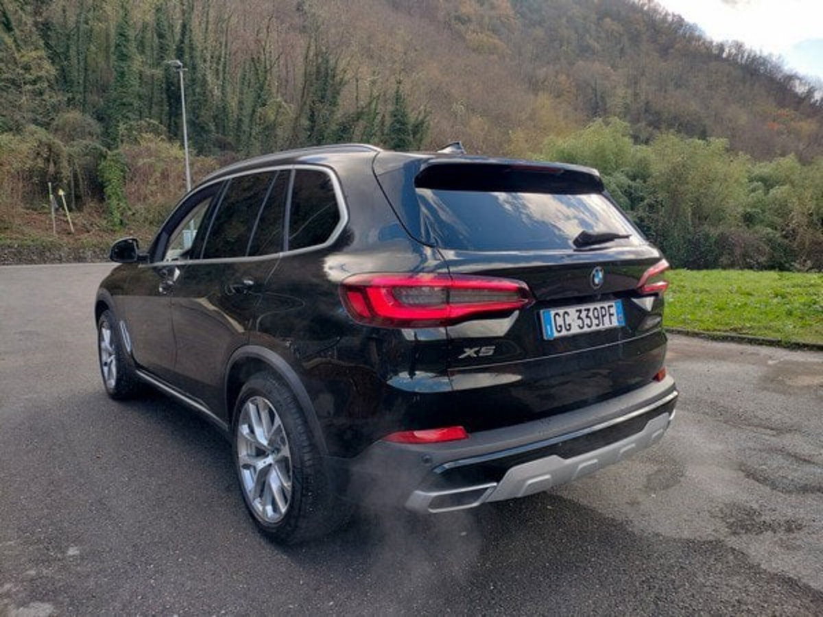 BMW X5 xDrive25d xLine (8)