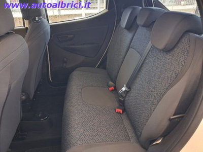 Lancia Ypsilon 1.0 FireFly 5 porte S&S Hybrid Ecochic Silver (18)