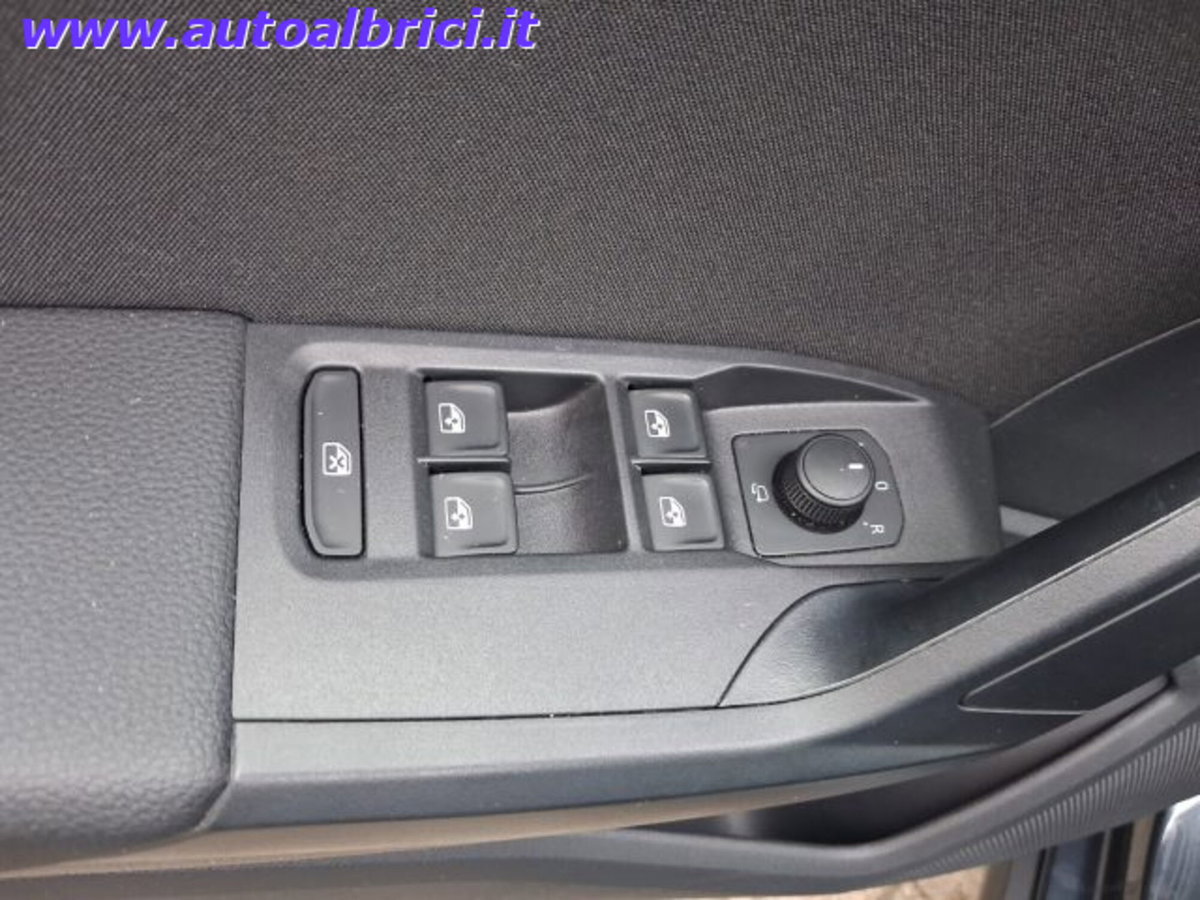 SEAT Arona 1.0 EcoTSI 115 CV DSG FR (13)