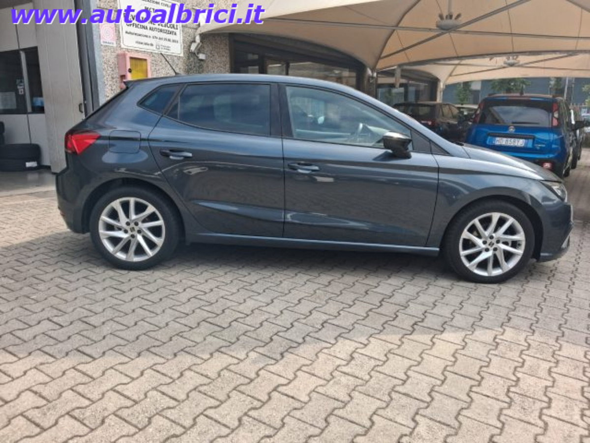 SEAT Ibiza 1.0 EcoTSI 115 CV DSG 5 porte FR (9)