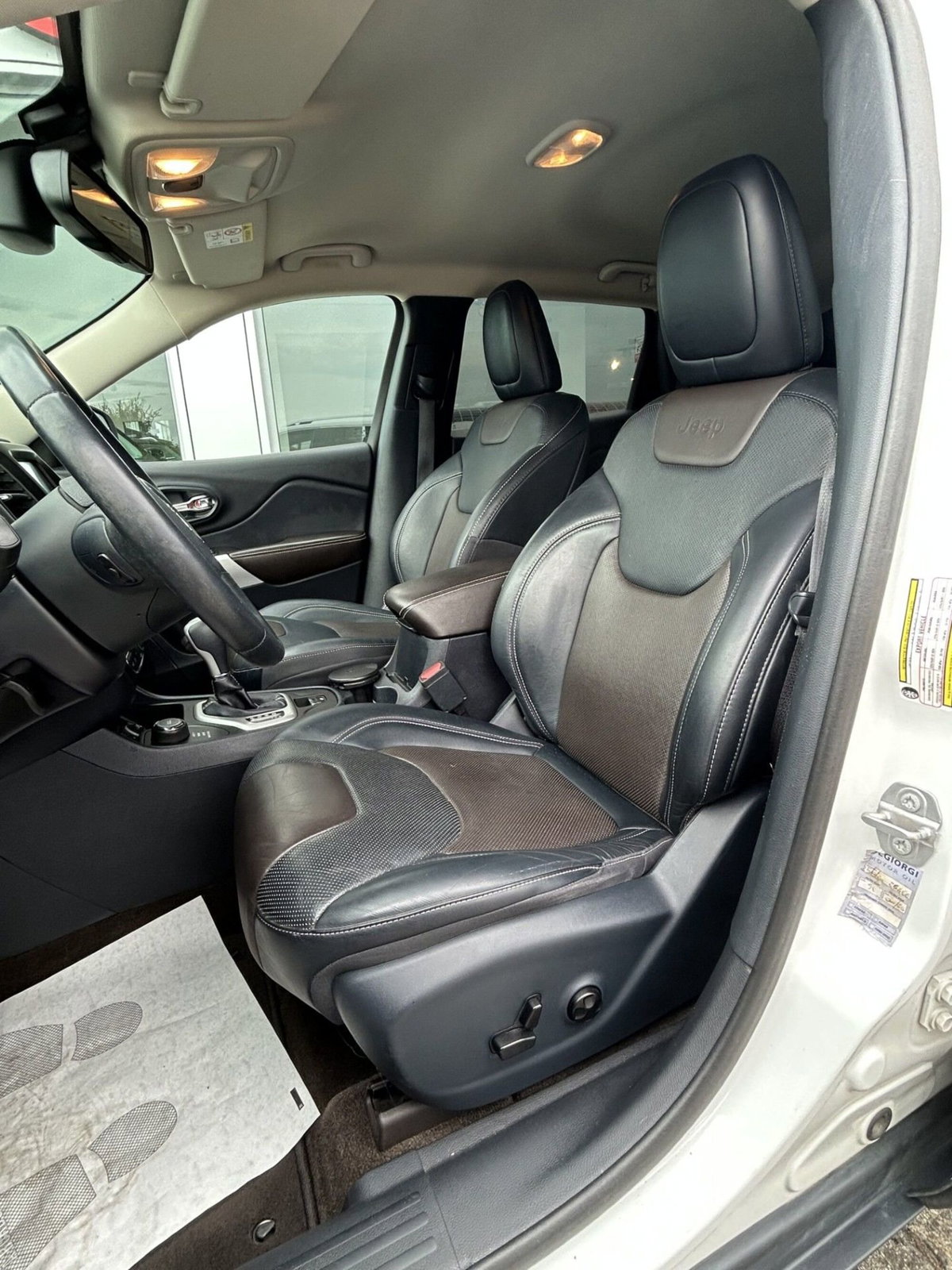 Jeep Cherokee 2.2 Mjt II 4WD Active Drive I Limited (13)