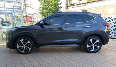 Hyundai Tucson 1.7 CRDi DCT XPossible (8)