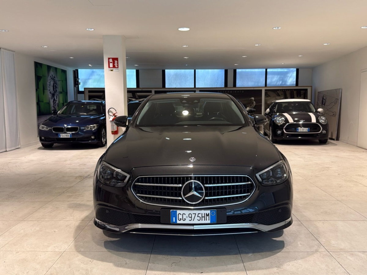 Mercedes-Benz Classe E 220 d Auto Sport (17)