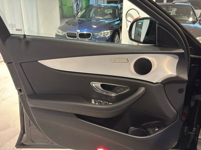 Mercedes-Benz Classe E 220 d Auto Sport (18)