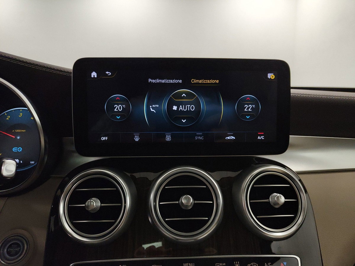 Mercedes-Benz GLC SUV 300 de 4Matic Plug-in hybrid Sport (20)
