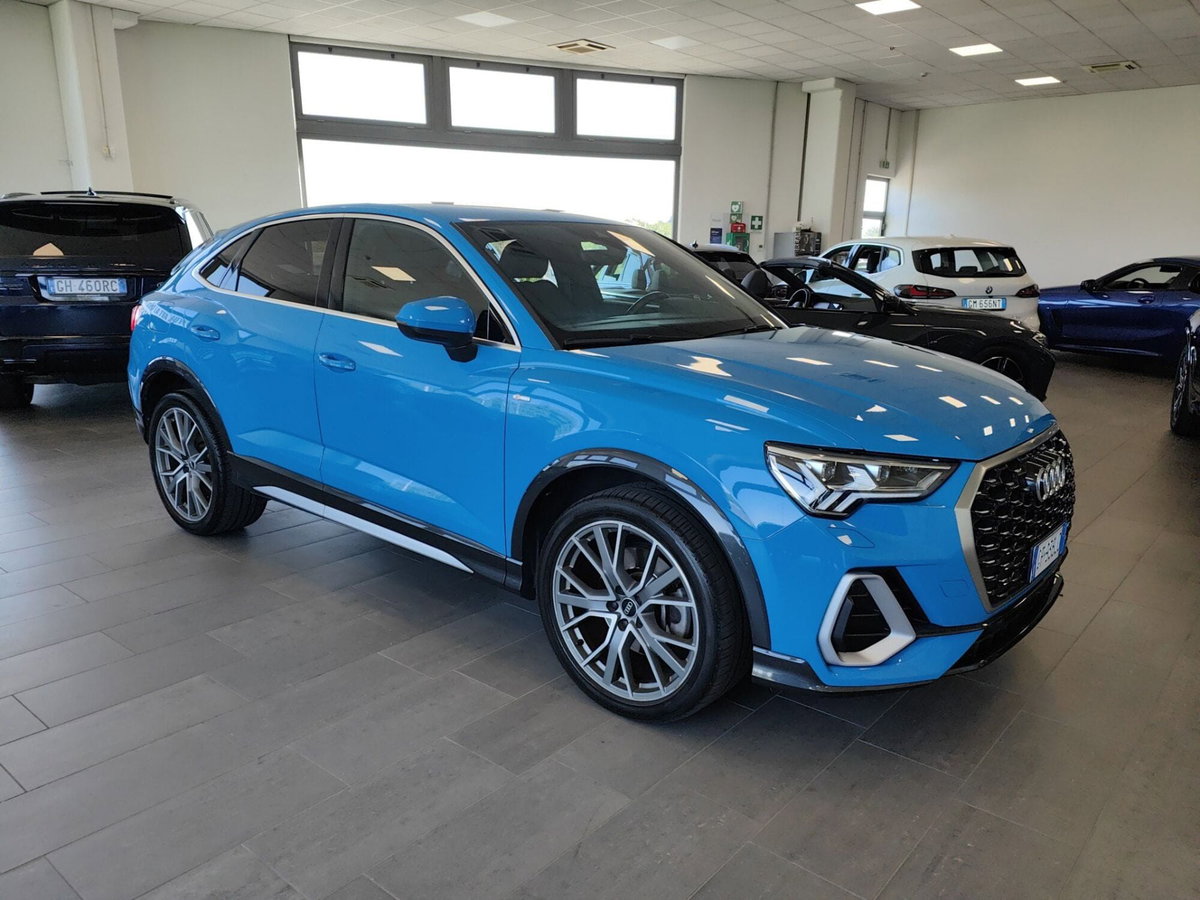 Audi Q3 Sportback 35 TFSI S line edition (2)