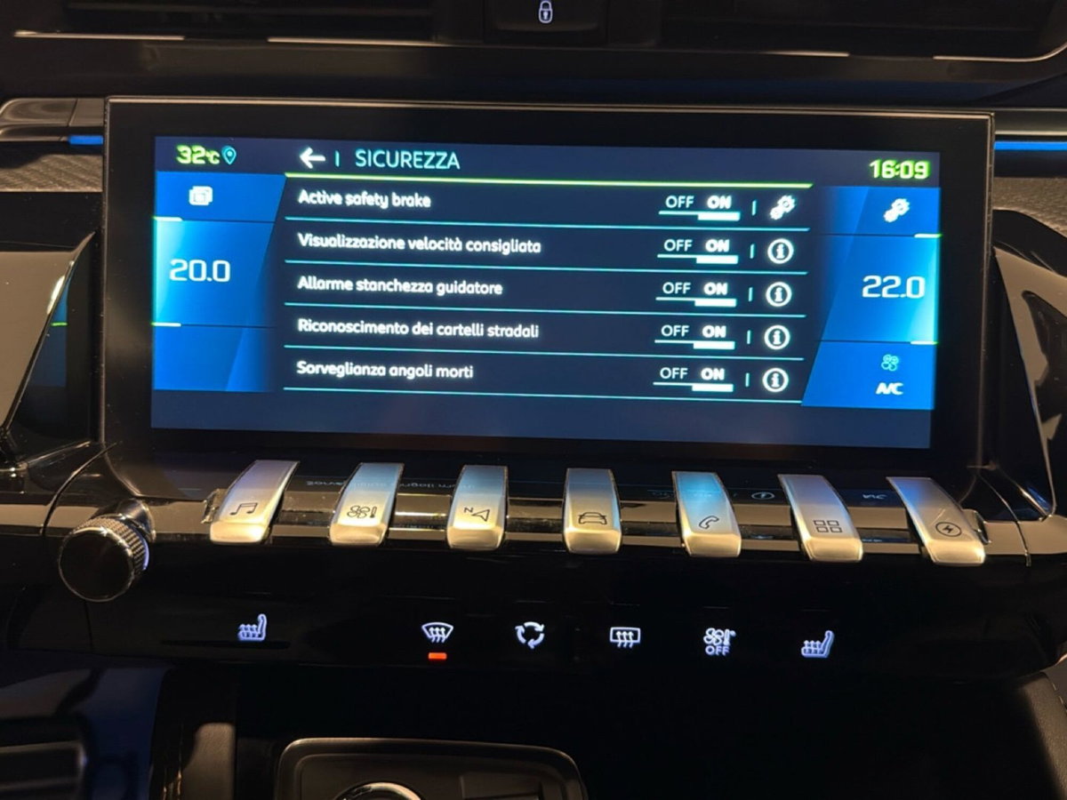Peugeot 508 SW Plug-in Hybrid 225 e-EAT8 GT Line (13)