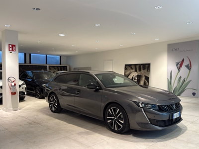 Peugeot 508 SW Plug-in Hybrid 225 e-EAT8 GT Line (2)