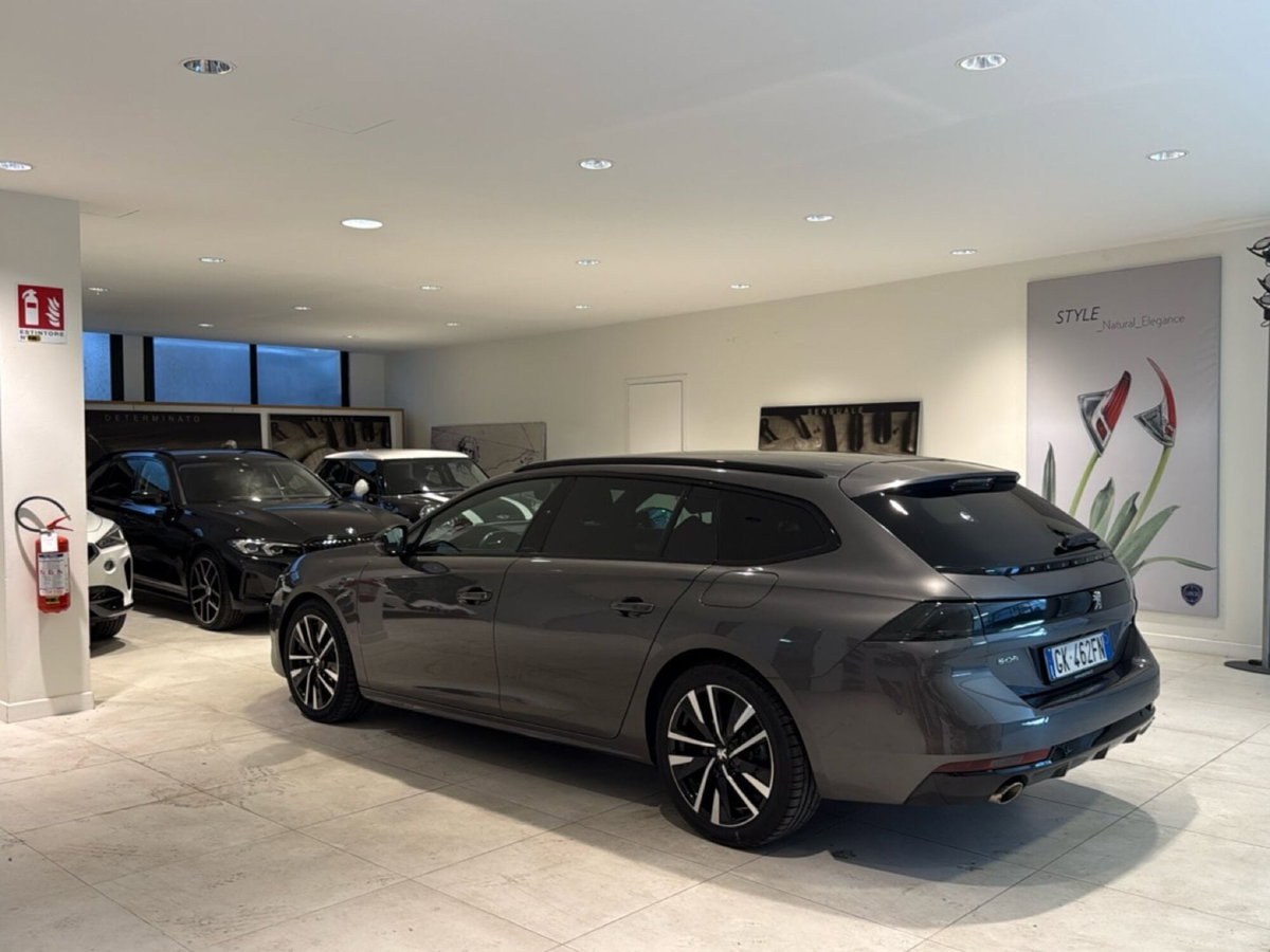 Peugeot 508 SW Plug-in Hybrid 225 e-EAT8 GT Line (6)