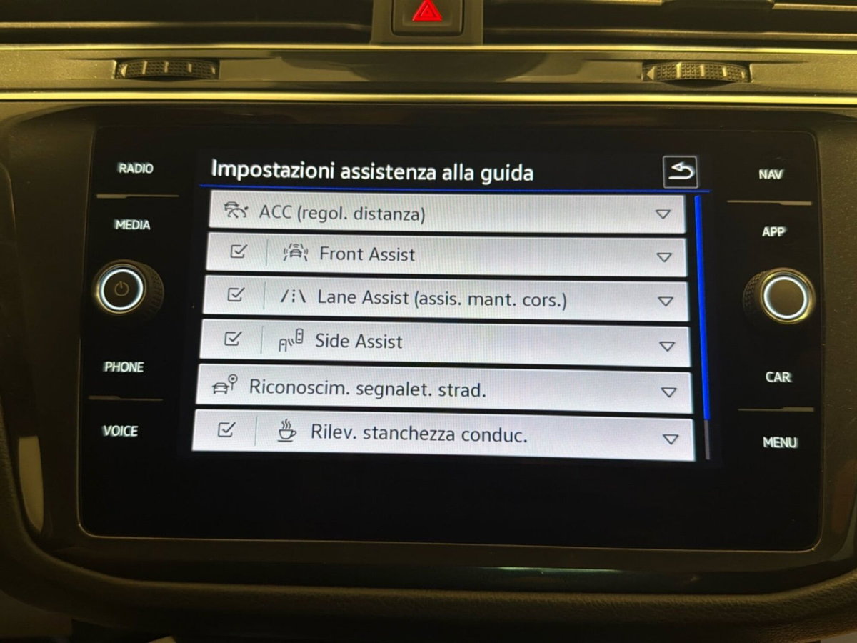 Volkswagen Tiguan 1.4 TSI eHYBRID DSG Elegance (13)
