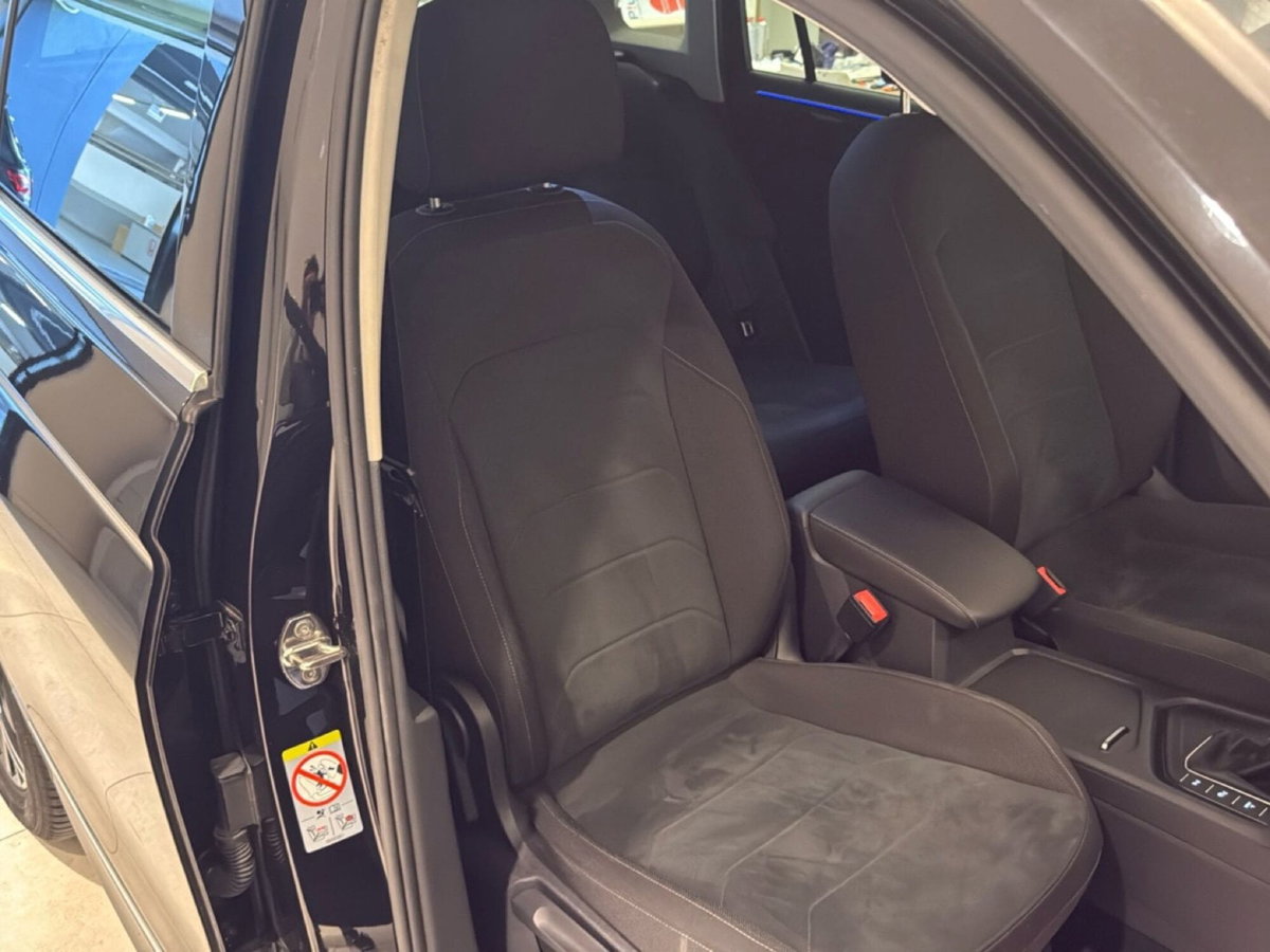 Volkswagen Tiguan 1.4 TSI eHYBRID DSG Elegance (4)