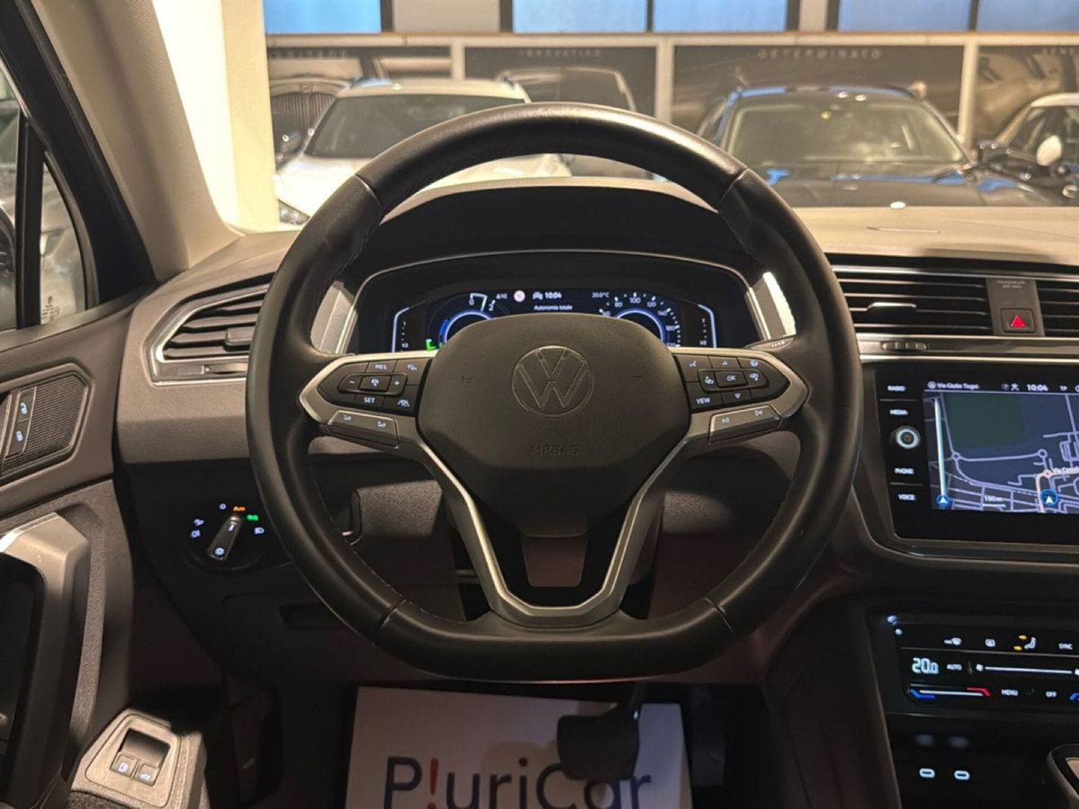 Volkswagen Tiguan 1.4 TSI eHYBRID DSG Elegance (9)