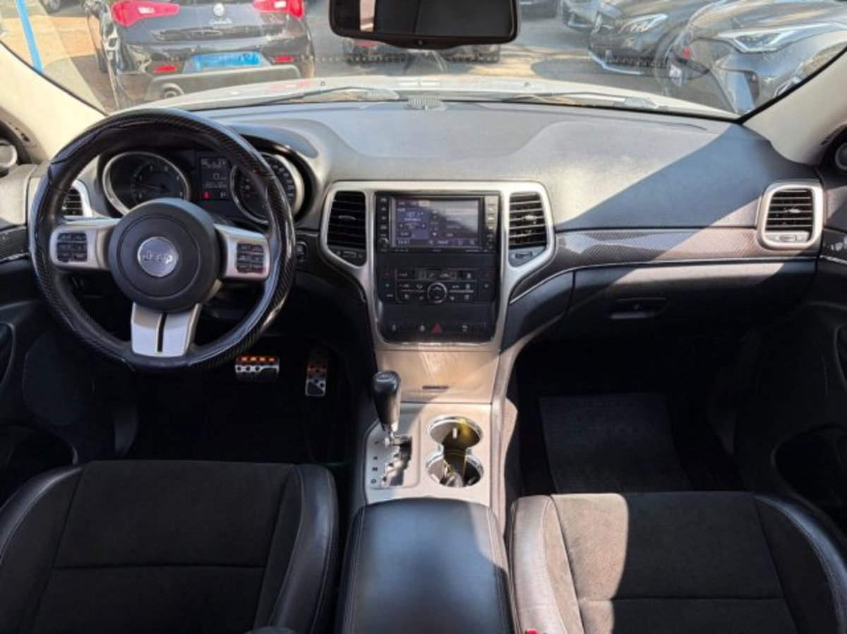 Jeep Grand Cherokee 3.0 CRD 241 CV Limited (12)