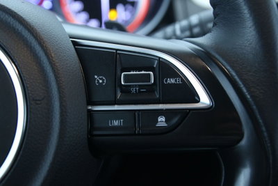 Suzuki Swift 1.0 Boosterjet A/T S (18)