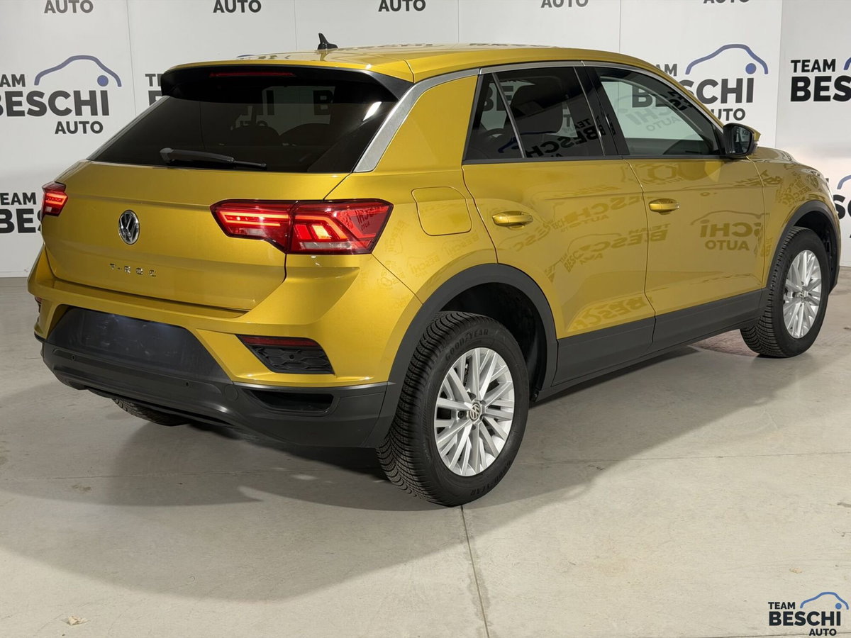 Volkswagen T-Roc 2.0 tdi Life 115cv (4)