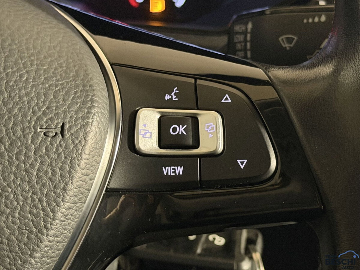 Volkswagen T-Roc 2.0 tdi Life 115cv (9)