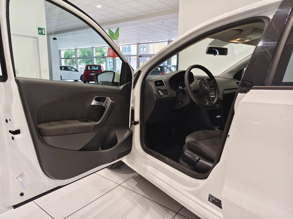 Volkswagen Polo 1.2 70 CV 5p. Comfortline (17)