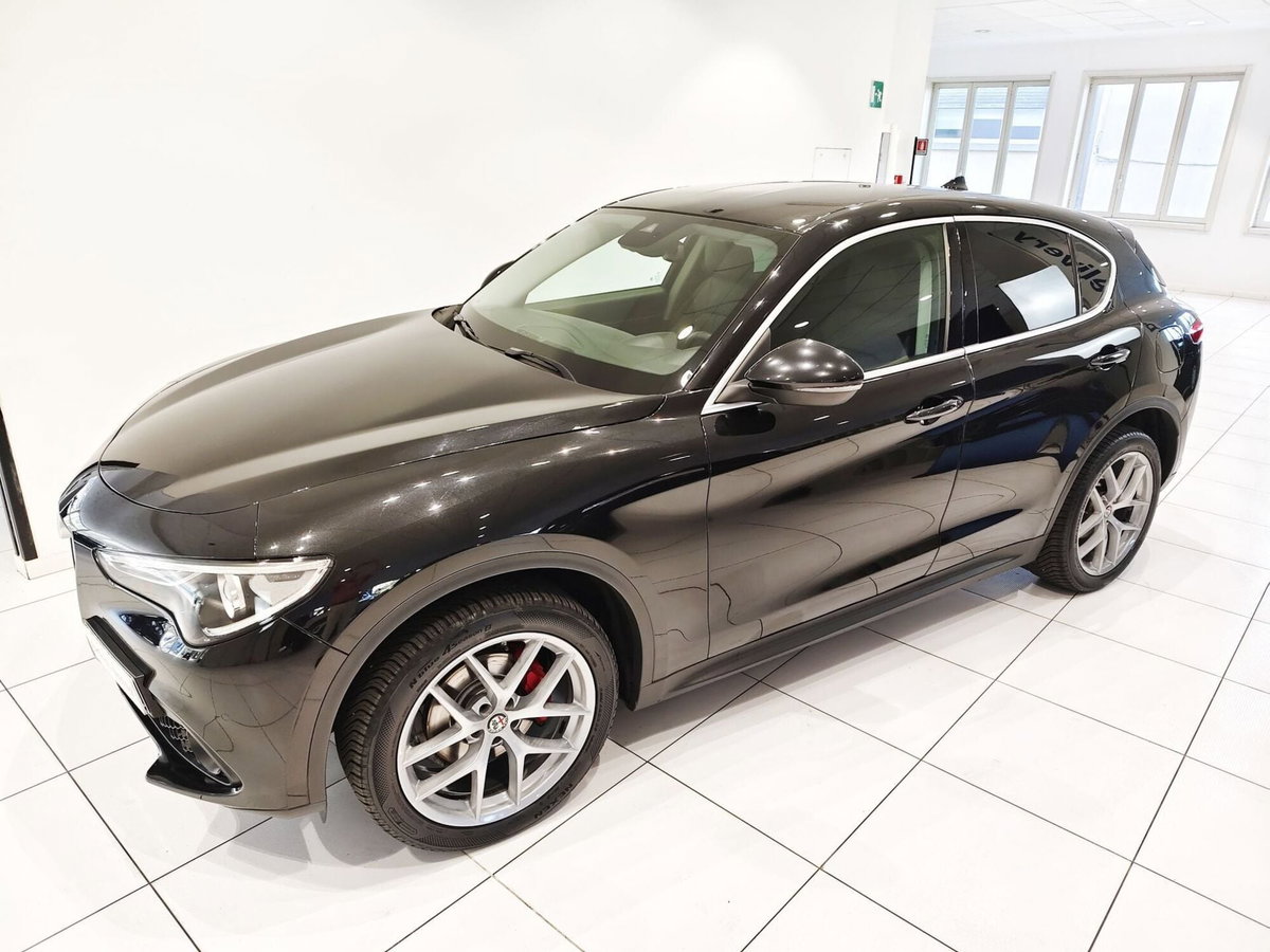 Alfa Romeo Stelvio Stelvio 2.2 Turbodiesel 210 CV AT8 Q4 Executive (17)
