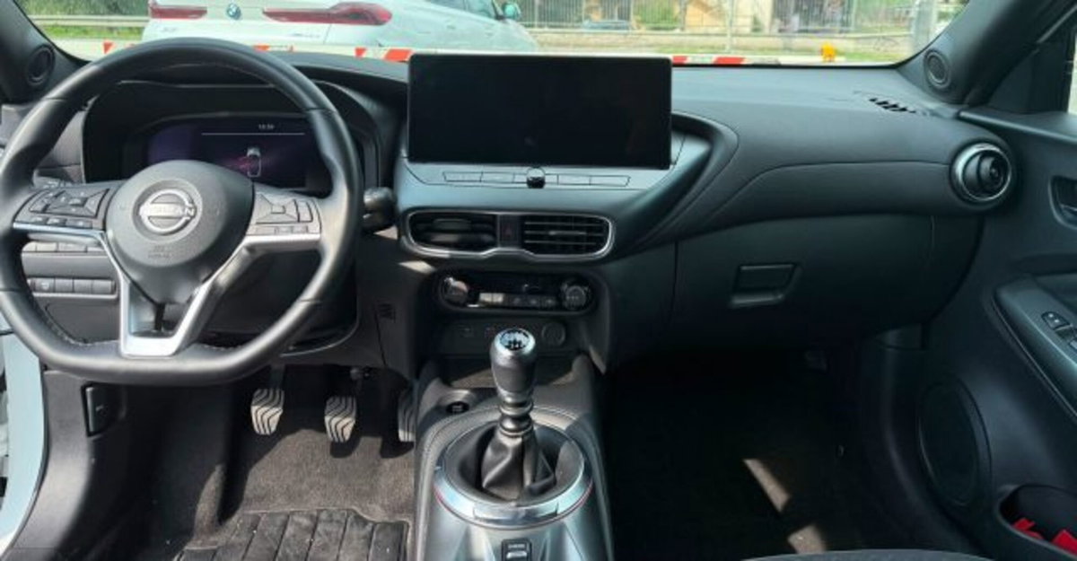 Nissan Juke 1.0 dig-t N-Connecta 114cv dct (10)