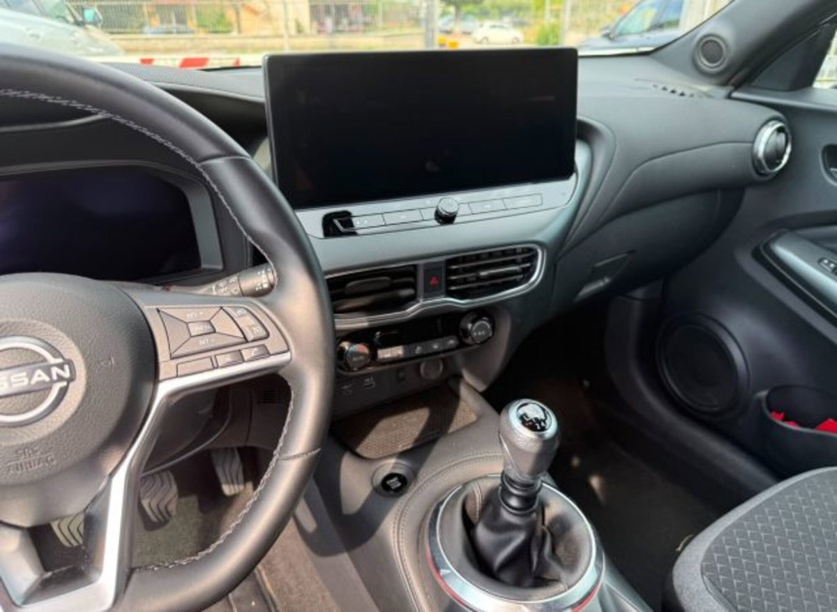 Nissan Juke 1.0 dig-t N-Connecta 114cv dct (11)
