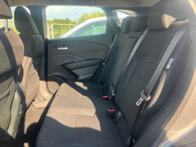 Nissan Qashqai 1.3 mhev Acenta 2wd 140cv (13)