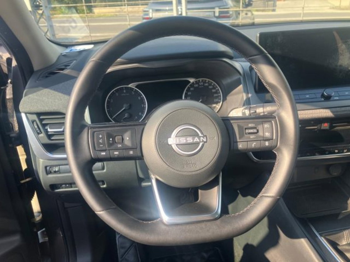 Nissan Qashqai 1.3 mhev Acenta 2wd 140cv (9)