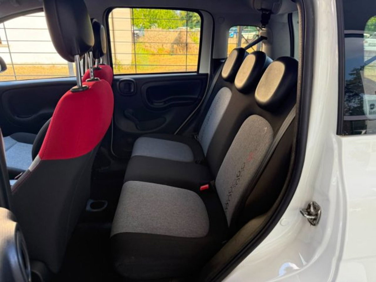 Fiat Panda 1.3 MJT 80 CV S&S 4x4 (11)