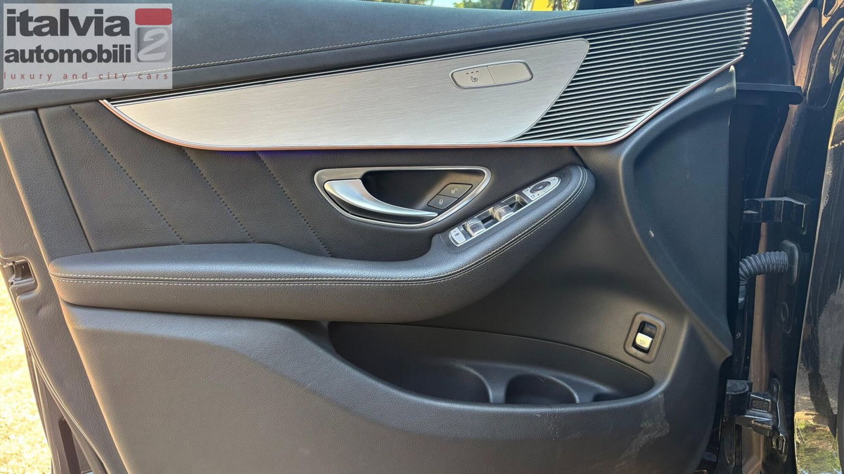 Mercedes-Benz EQC 400 4Matic Premium Plus (16)