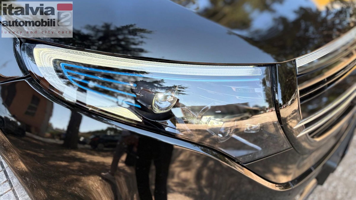 Mercedes-Benz EQC 400 4Matic Premium Plus (5)